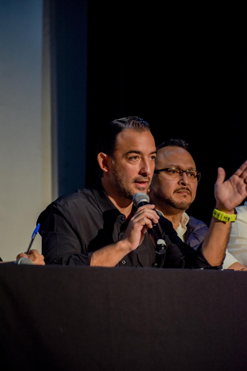 uploads/6/32/01 (2832).Jpeg